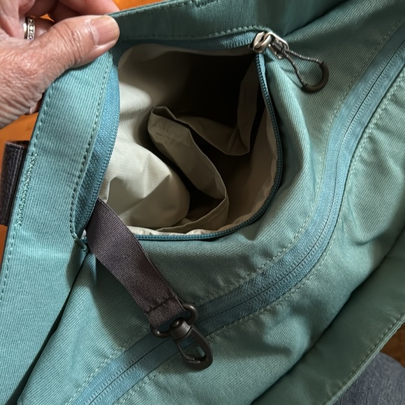 stm computer bag with padded computer case - Picture 7 of 15